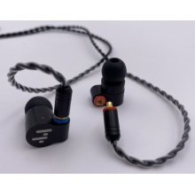 Hi-Res In-Ear-Monitor-Kopfhörer mit abnehmbarem Kabel